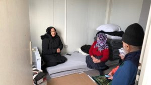 Depremzede Hüseyin amca, "Cumhurbaşkanımızın yükü şimdi daha ağır, Rabbim yardımcısı olsun"