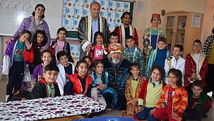 Arguvan'da depremzede çocuklara psikolojik destek 