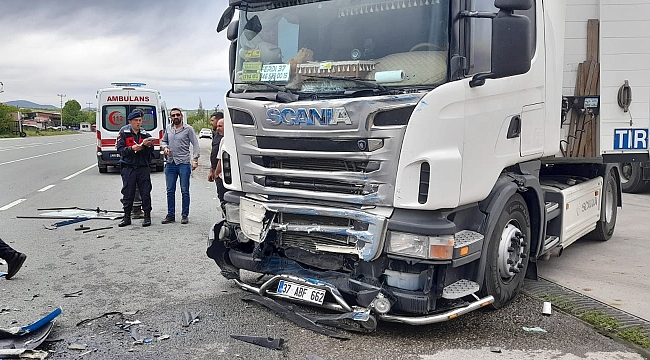 Malatya'da tır ile kamyonet çarpıştı: 1 yaralı 