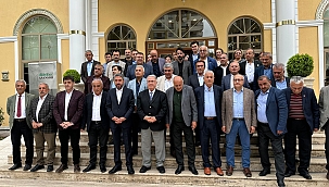 "Meclis çoğunluğunu da almalıyız"