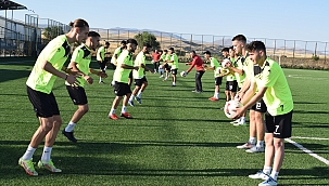 Arguvanspor topbaşı yaptı 