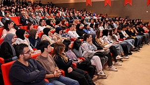 Cumhuriyeti'nin 100. Yılında 'Türk Demokrasisi' paneli 