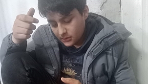 Deprem paniğiyle evin balkonundan atlayan çocuk yaralandı 