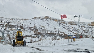 Kar yağışı nedeniyle 129 köy yolu ulaşıma kapandı