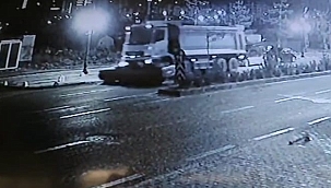 Kontrolden çıkan kamyon çarptığı 8 araçtan 1'ini metrelerce sürükledi 