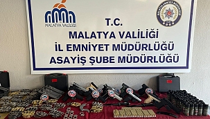Malatya'da çok sayıda silah ve bıçak ele geçirildi 