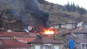 Malatya'daki çadır yangını korkuttu 