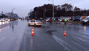 Üç aracın karıştığı kazada: 1 kişi yaralandı 