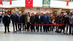 100'üncü yılına özel fotoğraf sergisi 