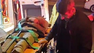 Ağır hasarlı binanın 1'inci katından düşen şahıs yaralandı 