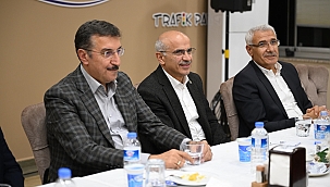 "Kimsenin endişesi olmasın planlanan tüm konutlarımız yapılıyor" 