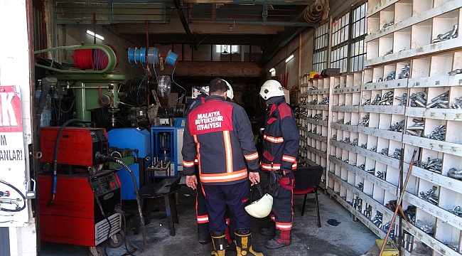 Çakmak gazı bomba gibi patladı 