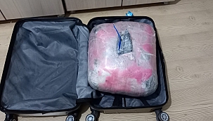 12 kilo 408 gram esrar ele geçirildi 