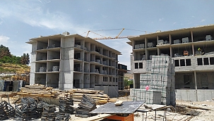 Akçadağ çarşısında inşaatlar yükseliyor 