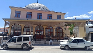 Depremde hasar alan camide restore çalışmaları başladı 