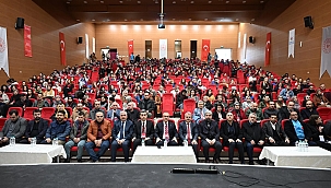 Gençlik Politika Belgesi Vizyon Çalıştayı İnönü Üniversitesi'nde Gerçekleştirildi 