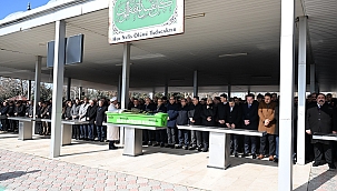 Başkan Geçit'in anne acısı 