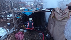 Malatya'da ahır yangınında 25 küçükbaş hayvan telef oldu 