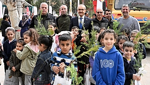 7 bin fidan Malatyalılarla buluştu