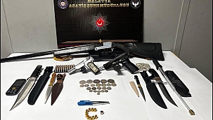 İkametinden cephanelik çıktı