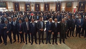 Vali Yavuz: Depremin yaralarını dayanışmayla sarıyoruz 