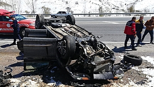 Kontrolden çıkan araç takla attı 