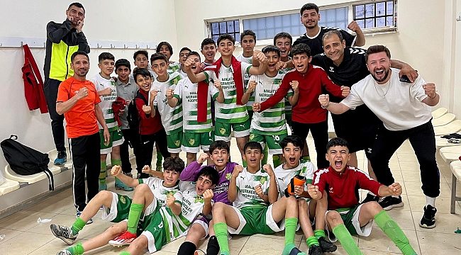 Sahaları olmadan depremzede sporculardan 5'i bir yerde şampiyonluk 