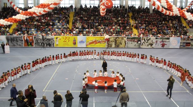 23 Nisan coşkuyla kutlandı