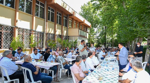 "44 yıldan beri bir yol yapılmamış"