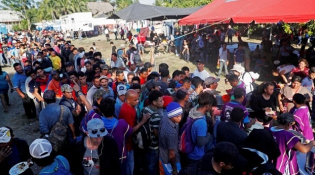 ABD'ye gitmek isteyen göçmenler Meksika sınırında bekliyor