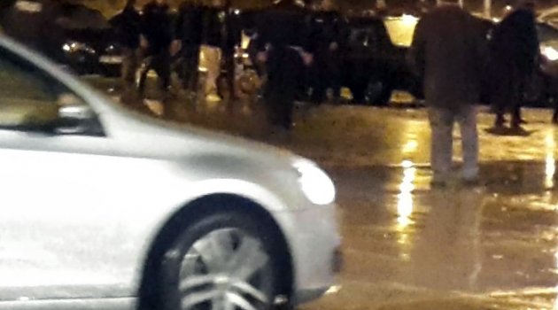 Acil serviste iki aile arasında bıçaklı kavga: 1 yaralı