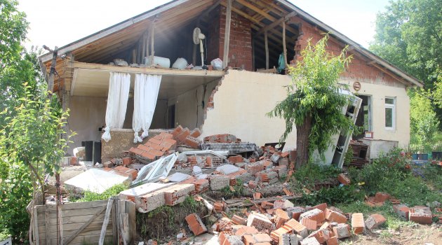 AFAD: Bingöl'de 233 artçı deprem meydana geldi
