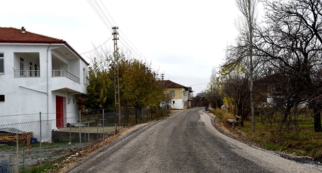 Akçadağ Yağmurlu'da 8 km.'lik asfaltlama çalışması