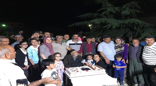 100 yaşında doğum gününü kutladı