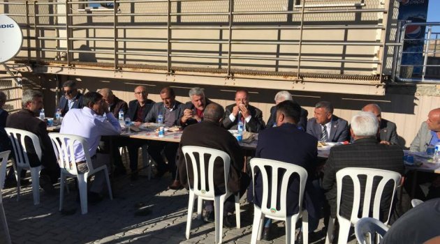 Birlik ve beraberlik yemeğinde buluştular