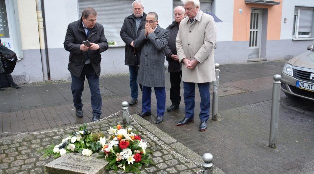 Almanya'da NSU örgütü kurbanı Türk için anma töreni düzenlendi