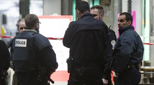 Almanya'da Türk marketine silahlı saldırı: 2 yaralı