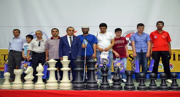Altın Kayısı Satranç Turnuvası Sona Erdi