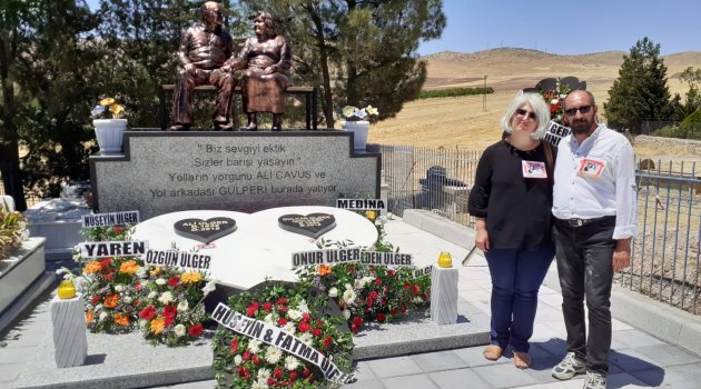 Anıt şeklinde mezar şaşırtıyor