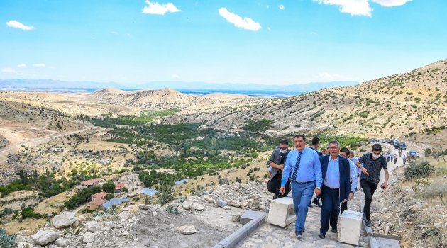 "Milattan önce yaşanmışlıklar var"