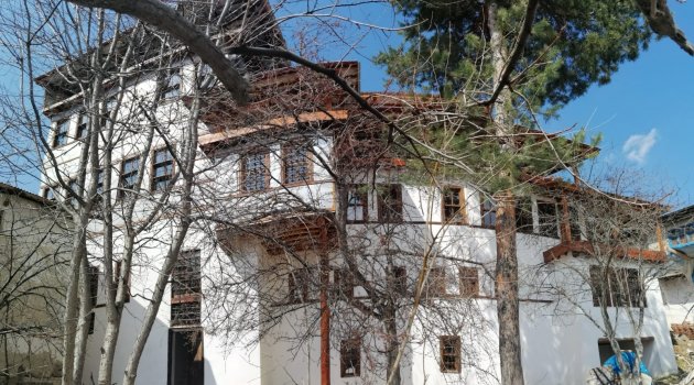 Atmaca Konağında sona doğru