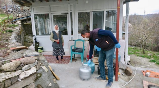 Arguvan Belediyesi yaşlıların ihtiyaçlarını karşılıyor