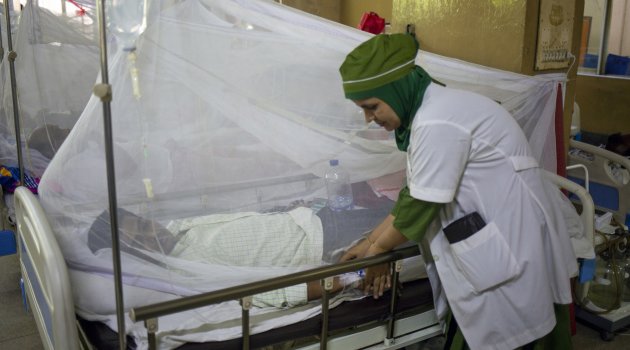 Bangladeş'te 24 saatte 403 kişi Dang hummasından hastaneye kaldırıldı