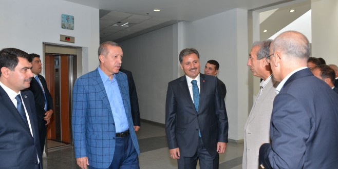 Başbakan Erdoğan Malatya Belediyesi'ni Ziyaret Etti