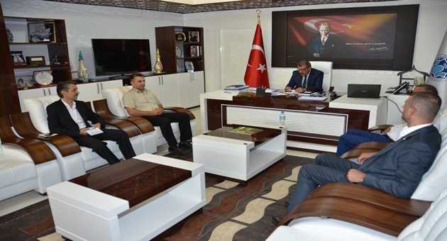 BBP Yönetimi Başkan Gürkan'ı Ziyaret etti