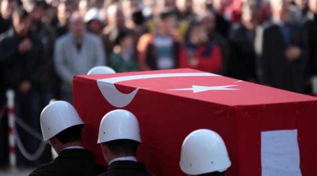 Bitlis'te el yapımı patlayıcı patlatıldı: 1 şehit, 2 yaralı