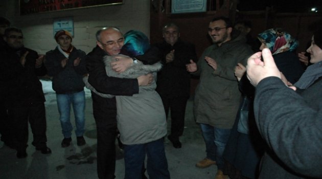 Bu tezgah bunların başına geçecek