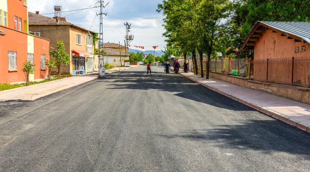 Büyükşehir Belediyesi asfaltlama çalışmaları devam ediyor