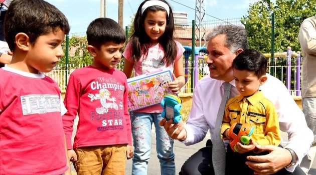 Büyükşehir Belediyesi Kaynarca'da Anaokulu Yaptı