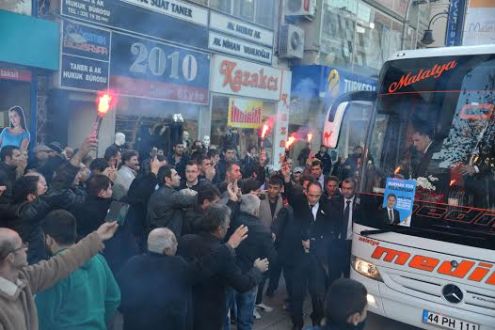 ÇAKIR'A COŞKULU KARŞILAMA !